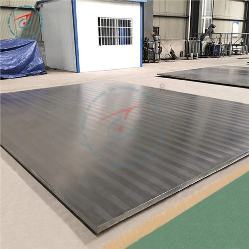 Плоча од нерђајућег челика обложена титанијумом